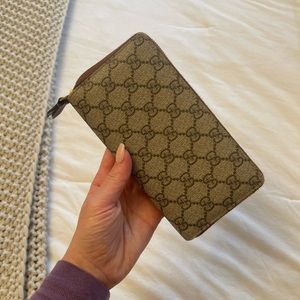 Womens wallet